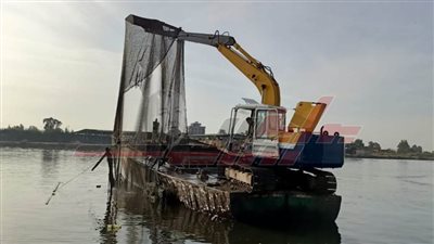 إزالة 34 قفصًا سمكيًا في نهر النيل بدسوق وفوه بكفر الشيخ