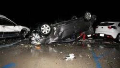 مصرع وإصابة 2 فى تصادم 3 سيارات بالطريق الأوسطي