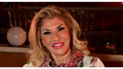 هالة سرحان مع نجلها في 