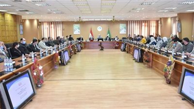 محافظ الشرقية.. المحافظة تخطو خطوات جادة للحصول على اعتماد شهادة الأيزو 