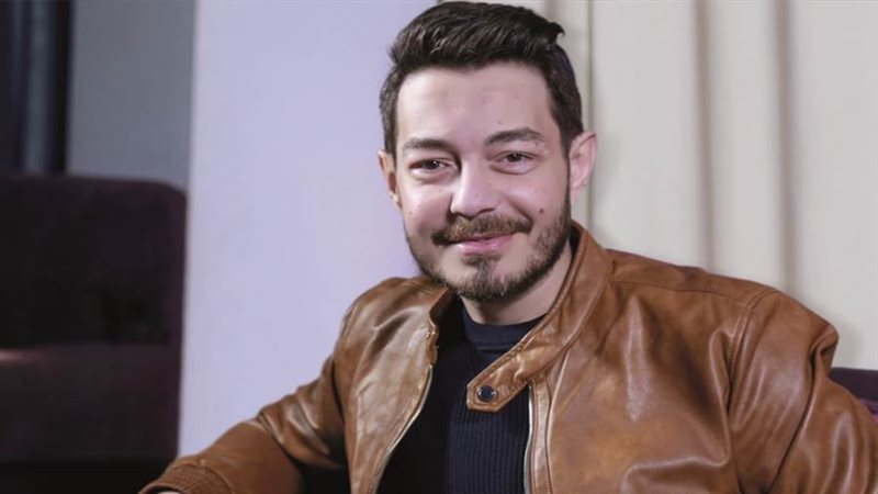 الفنان أحمد زاهر