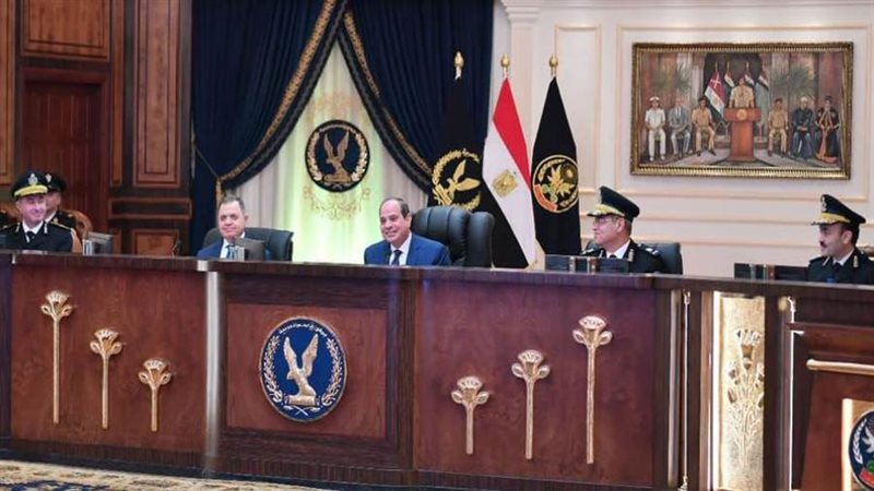 جانب من زيارة الرئيس