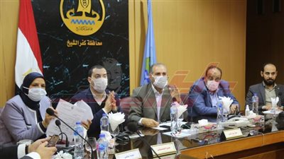 محافظ كفر الشيخ يستمع لطلبات أعضاء مجلسي النواب والشيوخ