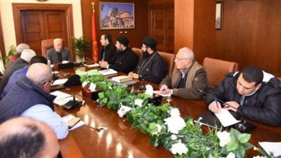 محافظ بورسعيد يبحث مع وفد من كنائس المحافظة عددا من الموضوعات المتعلقة بالتنمية ودعم المجتمع