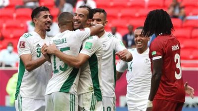 منتخب الجزائر يضع قدما في الدور الربع النهائي من مسابقة كأس العرب