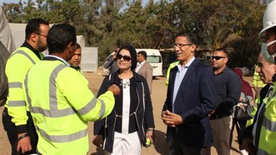 نائب رئيس جامعة أسيوط في زيارة شركة سيمكس ونادي الأسمنت