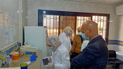 وكيل صحة الشرقية يتابع سير العمل بمستشفى ديرب نجم