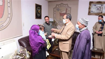 استجابة سريعة من جامعة سوهاج لعلاج طفلة مصابة بعيب خلقي بالرقبة