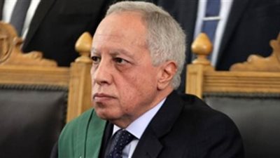 محاكمة 14 متهمًا في قضية 