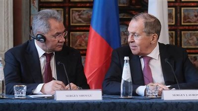 لافروف وشويجو يجتمعان مع نظيريهما الهنديين في نيودلهي