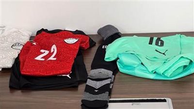 المنتخب الوطني بقميصه الأحمر أمام الجزائر غدًا 