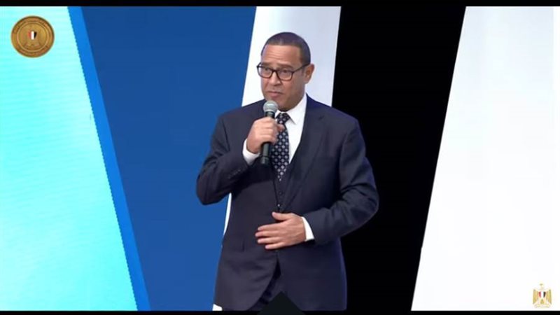 الفنان أشرف عبد الباقي