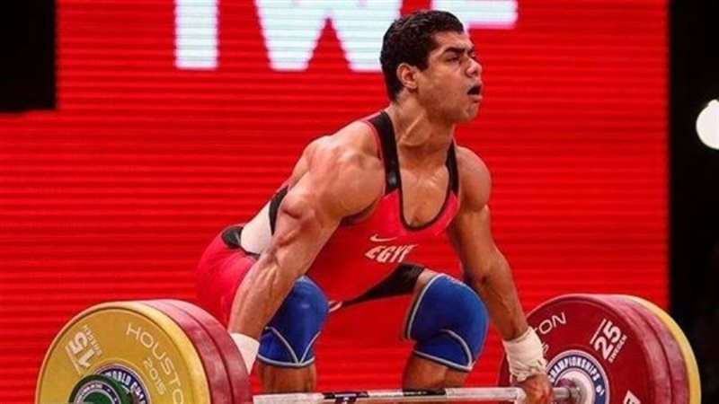 محمد إيهاب بطل رفع