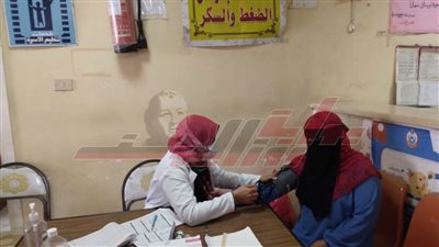 فحص عدد 4335 سيدة ضمن دعم صحة المرأة بكفر الشيخ