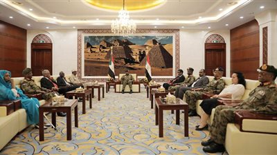 مجلس السيادة السوداني يؤكد ضرورة التصدي للانفلاتات في بعض الولايات