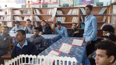 برنامج مواجهة ظاهرة إدمان المخدرات.. تدريب جامعة القناة لطلاب السلام الزخرفية