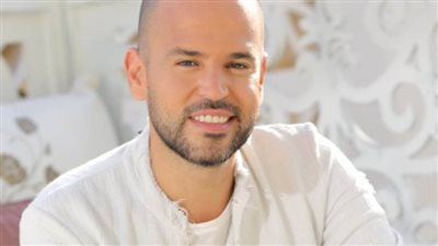 إصابة نجل الفنان «أبو» بارتجاج في المخ وكسر في الأنف 