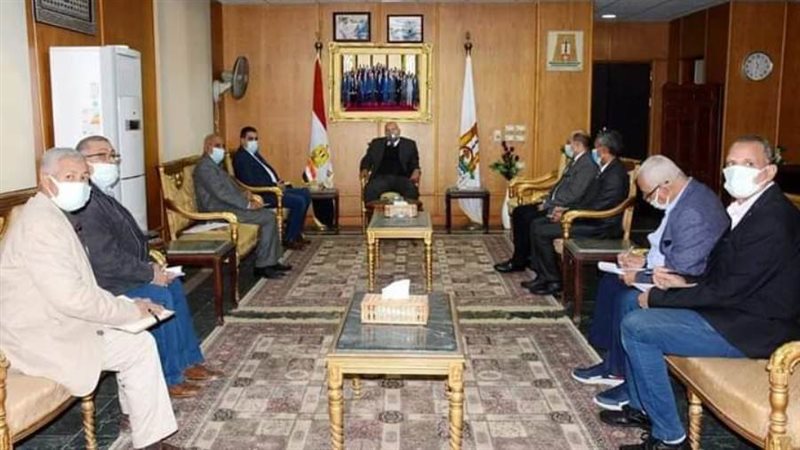 محافظ الوادي الجديد