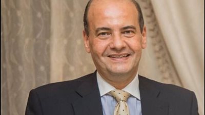 قنصل مصر بشيكاغو يناقش آليات زيادة التنسيق مع ممثلي الجاليات العربية