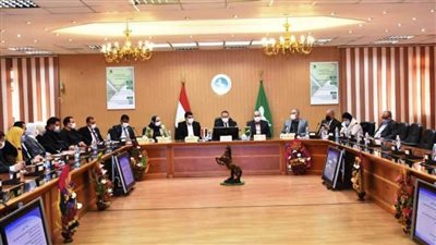 محافظ الشرقية يلتقي رئيس مجلس إدارة العربية للإستشارات الهندسية والنظم