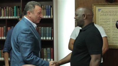 الخطيب ينهي اجتماع موسيماني ورئيس شركة كرة القدم بالأهلي