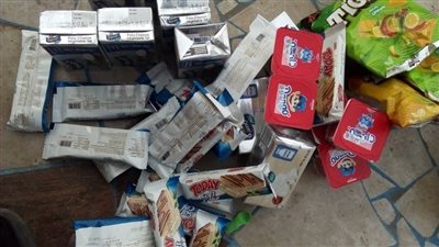 ضبط ٩٠٠ علبة عصير وعبوات مواد غذائية منتهية الصلاحية بالبحيرة 