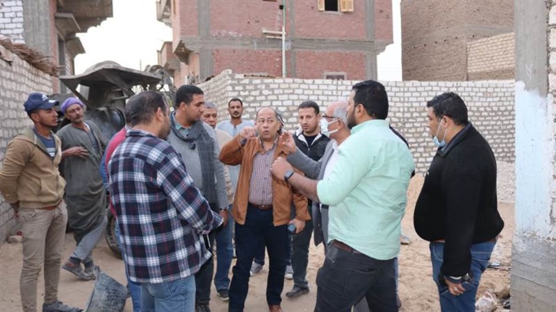 رئيس مياه أسيوط يتابع