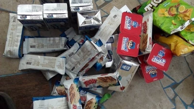 ضبط ٩٠٠ علبة عصير