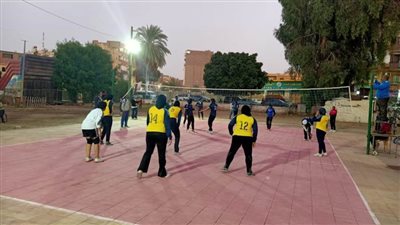 منتخب جامعة أسيوط للكرة الطائرة طالبات يفوز بالمركز الأول في أسبوع الفتاة الجامعية بالأقصر