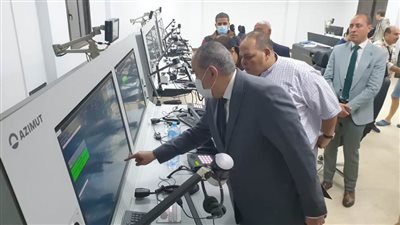 وزير الطيران المدني يتفقد مطار شرم الشيخ الدولي