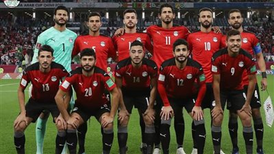 المنتخب الوطني بقميصه الأحمر أمام نظيره الأردني غدا في كأس العرب لكرة القدم