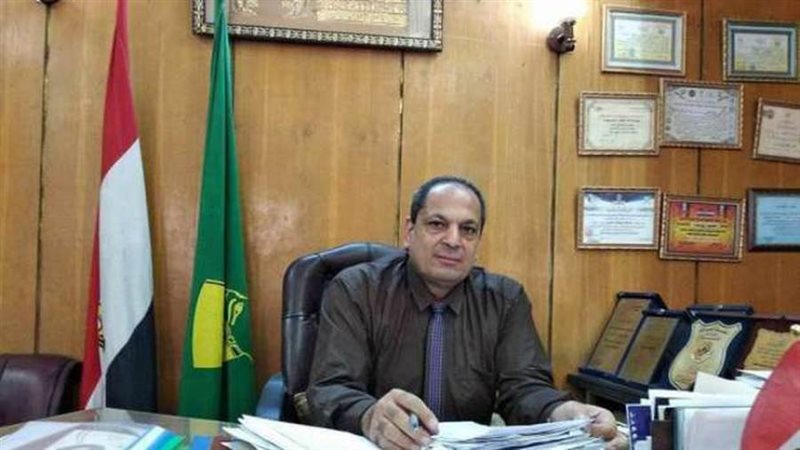 الدكتور محمود يوسف