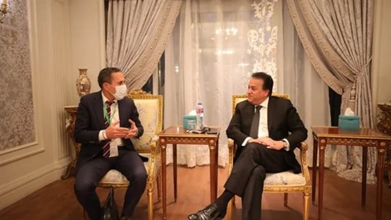 وزير التعليم العالي