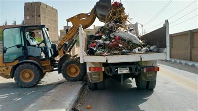 محافظ أسيوط: حملات مكثفة لرفع كفاءة نظافة الشوارع والميادين بمركزي ديروط والغنايم