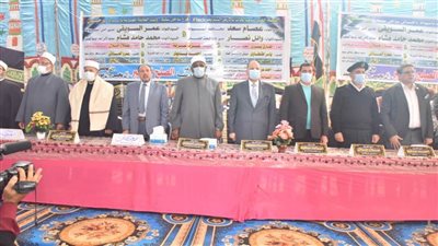 محافظ أسيوط يشهد انهاء خصومة ثأرية راح ضحيتها ١٠ أشخاص