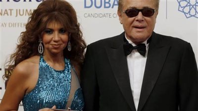 بوسي شلبي تؤدي مناسك العمرة من أجل محمود عبدالعزيز