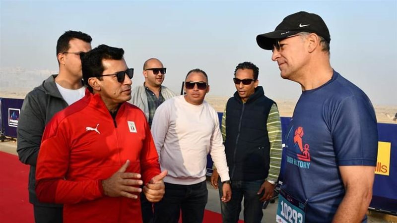 وزير الشباب والرياضة