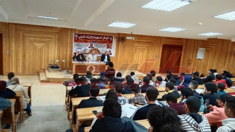 خلال الندوة