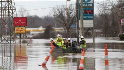 بايدن يعلن ولاية كنتاكي منطقة منكوبة جراء الإعصار المدمر ومخاوف من ارتفاع أعداد الضحايا