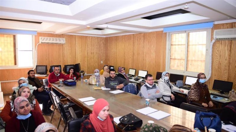 جانب من الدورة