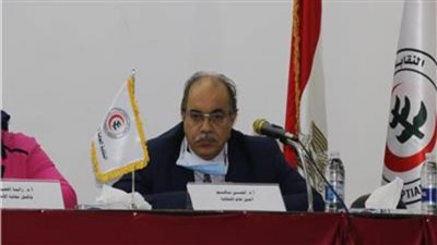 الأطباء: الخوف من المسئولية الطبية أحد أسباب تزايد الولادات القيصرية