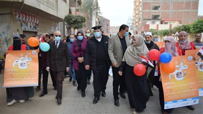 وكيل صحة الشرقية يقود المسيرة الدعائية لحملة التطعيم ضد شلل الأطفال 