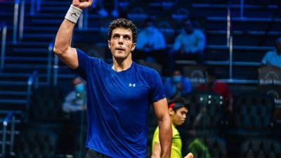 عمر مسعد يتأهل لثمن نهائي بطولة بلاك بول الدولية للإسكواش