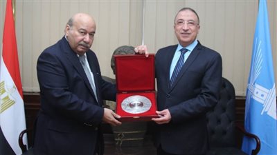 محافظ الإسكندرية يبحث مع سفير الكويت تعزيز سبل التعاون المشترك بين الجانبين 