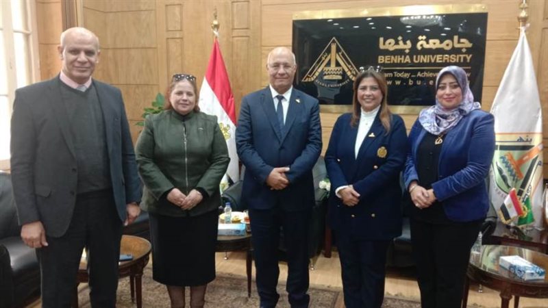 الدكتورة راندا بجامعة