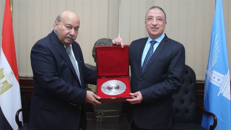 محافظ الإسكندرية