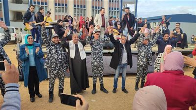 في ختام فعالياتها.. قافلة محمد فريد ترسم البهجة على وجوه أهالي القرية