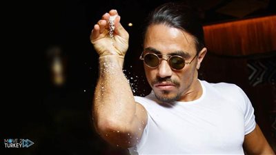 بعد تقديم شيف تركي الذهب في مطعمه بالرياض.. سعوديون يتحدثون عن جواز أكل 