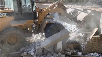 محافظ سوهاج يتابع ملف إزالة التعديات على النيل والمجاري المائية وأملاك الري