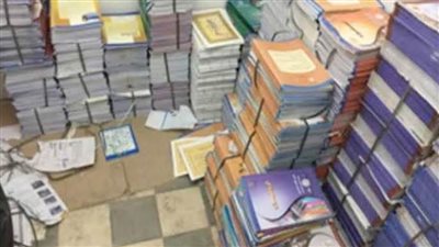ضبط 15 ألف نسخة لكتب جامعية بدون تصريح داخل مكتبة بالقاهرة